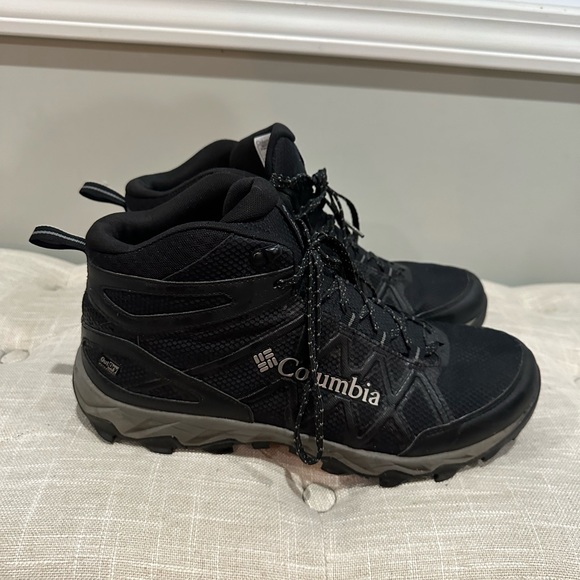 Columbia Men’s Peakfreak X2 mid out dry shoe - Picture 2 of 5